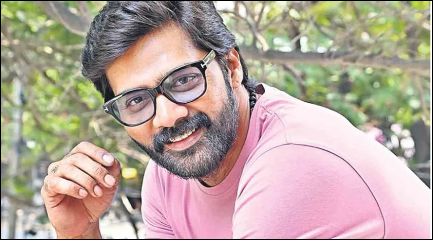 హీరో నవీన్‌ చంద్రకు అన్ని భాషలు వచ్చా..?