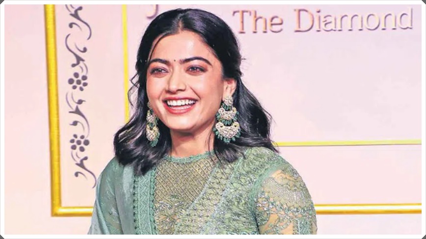 వర్షం వచ్చే ముందు వచ్చే మట్టి వాసన నాకెంతో ఇష్టం