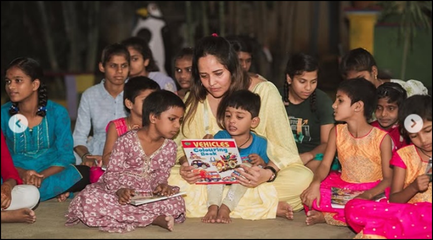 అనసూయ బ‌ర్త్ డే సందర్భంగా  అనాథాశ్రమంలో పిల్లలకు విందు