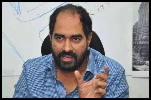 పవన్, ఎఎం రత్నంపై ప్రశంసల వర్షం కురిపించిన క్రిష్..
