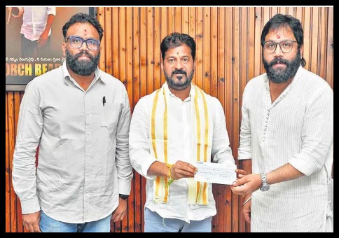 సీఎం సహాయ నిధికి రూ.10 లక్షల విరాళం అందజేసిన సందీప్ రెడ్డి వంగా
