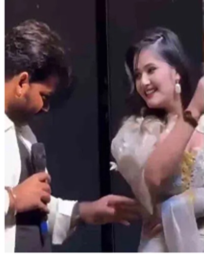 హీరోయిన్ న‌డుము తాకిన న‌టుడు..