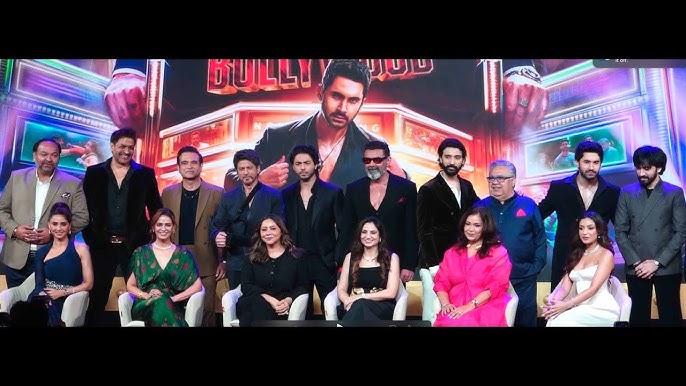 షారుఖ్ ఖాన్ కొడుకు సినిమా ప్రీమియర్ లో తారలు..