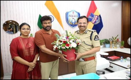 వీసీ సజ్జనార్ను మర్యాద పూర్వకంగా కలిసిన చిరంజీవి.