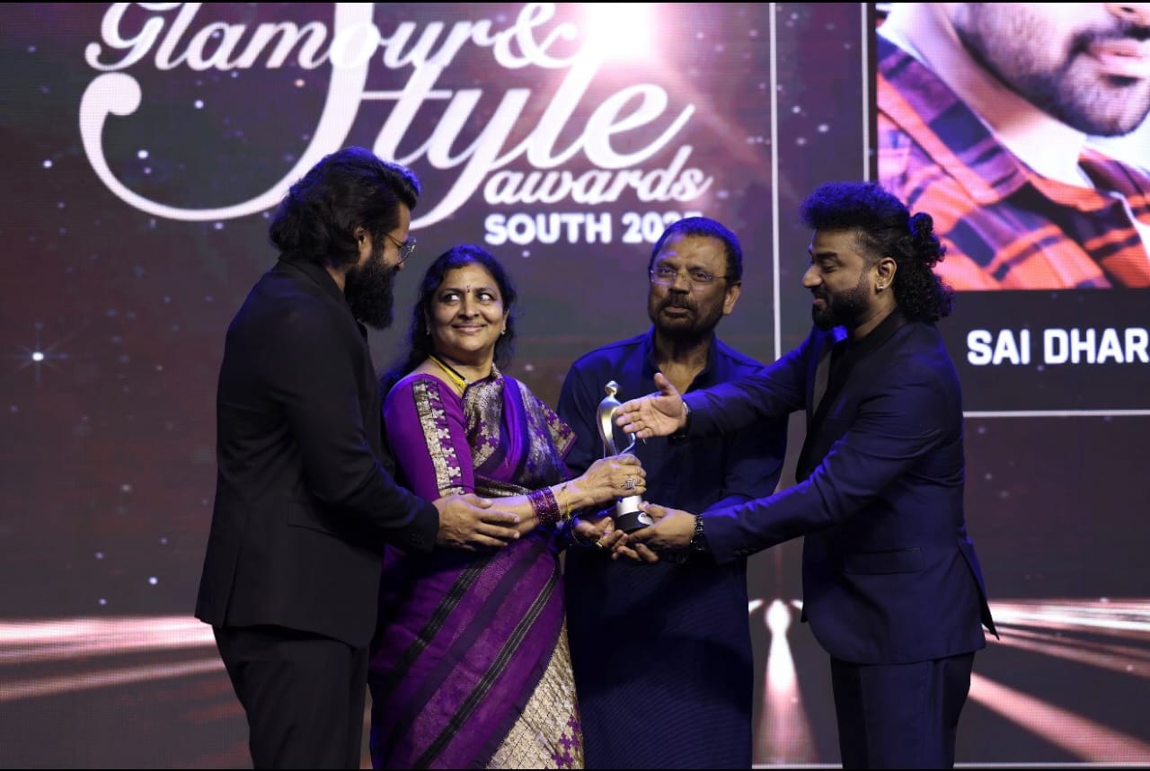 అమ్మ ఆశీస్సులతో దక్కిన విలువైన అవార్డు!