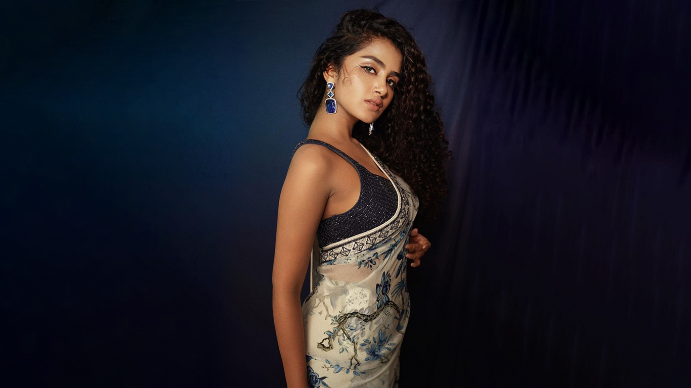 అందాలతో మాయ చేస్తున్న ముద్దుగుమ్మ!