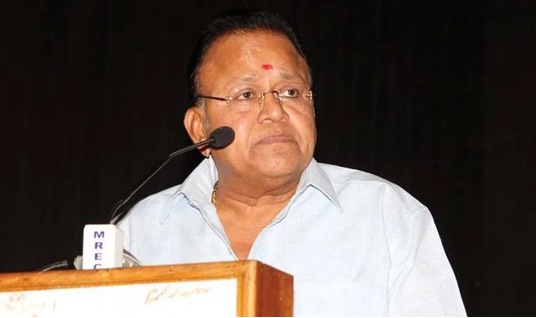 ఖుష్బూ పెళ్లికి నో ఇన్విటేషన్: రాధా రవి