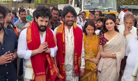 శ్రీవారిని దర్శించుకున్న నాగార్జున కుటుంబం